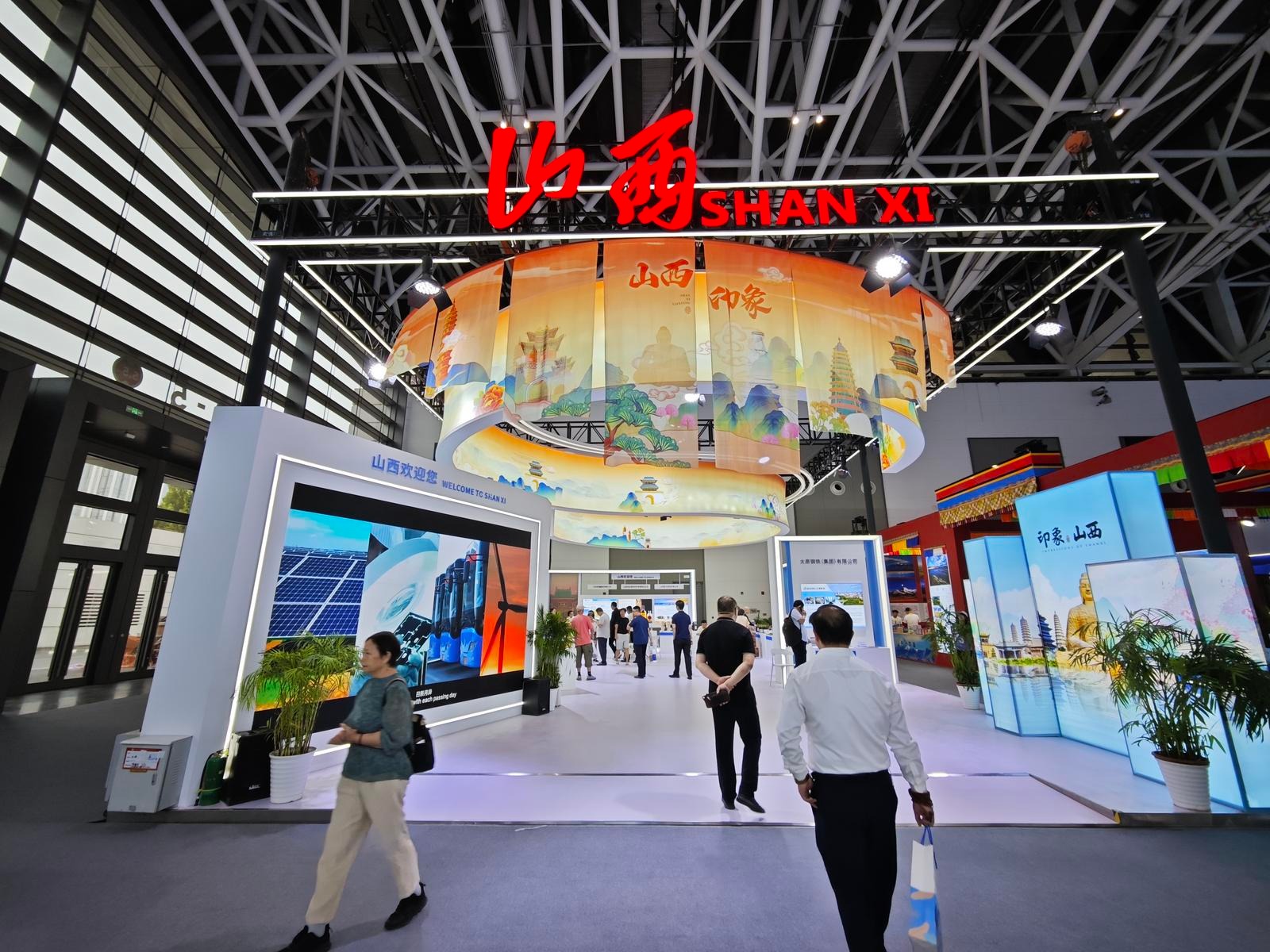 丝博会上的“头回客”与“回头客”：听听他们怎么说